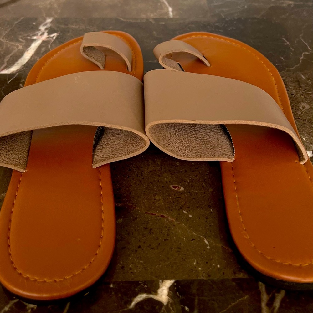 Sandals new without tag. Never been worn.